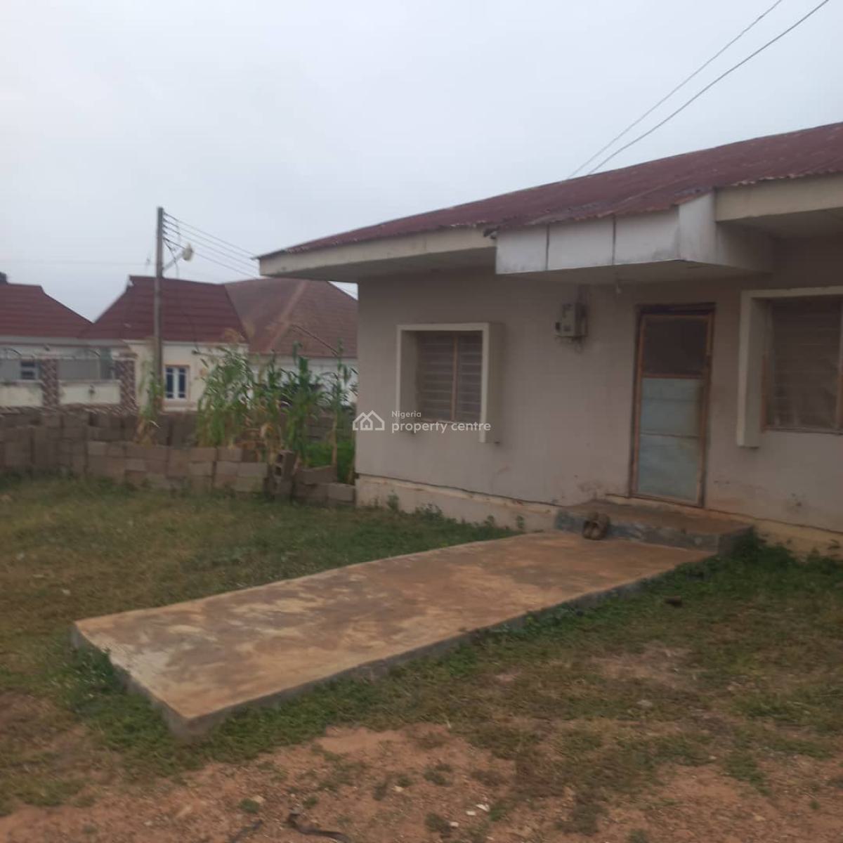 650sqm of Estate Land with 2 Bedroom Demolishable Structure, Agbaji Road, Irewole Housing Estate, Asadam, Ilorin South, Kwara, Detached Bungalow for Sale