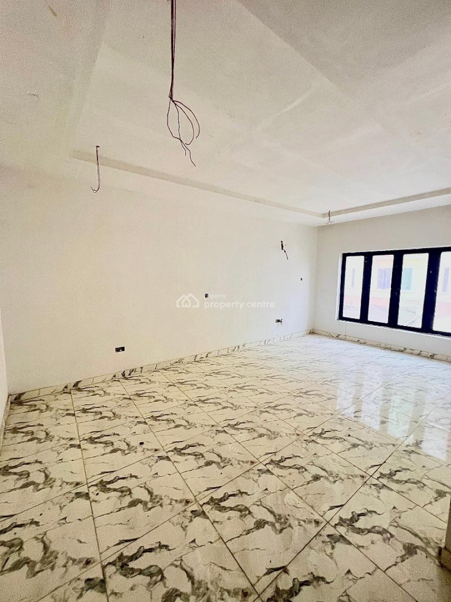 Spacious 4-bedroom Terrace with Bq, Swimming Pool & Gym, Lekki Phase 1, Lekki, Lagos, Terraced Duplex for Rent
