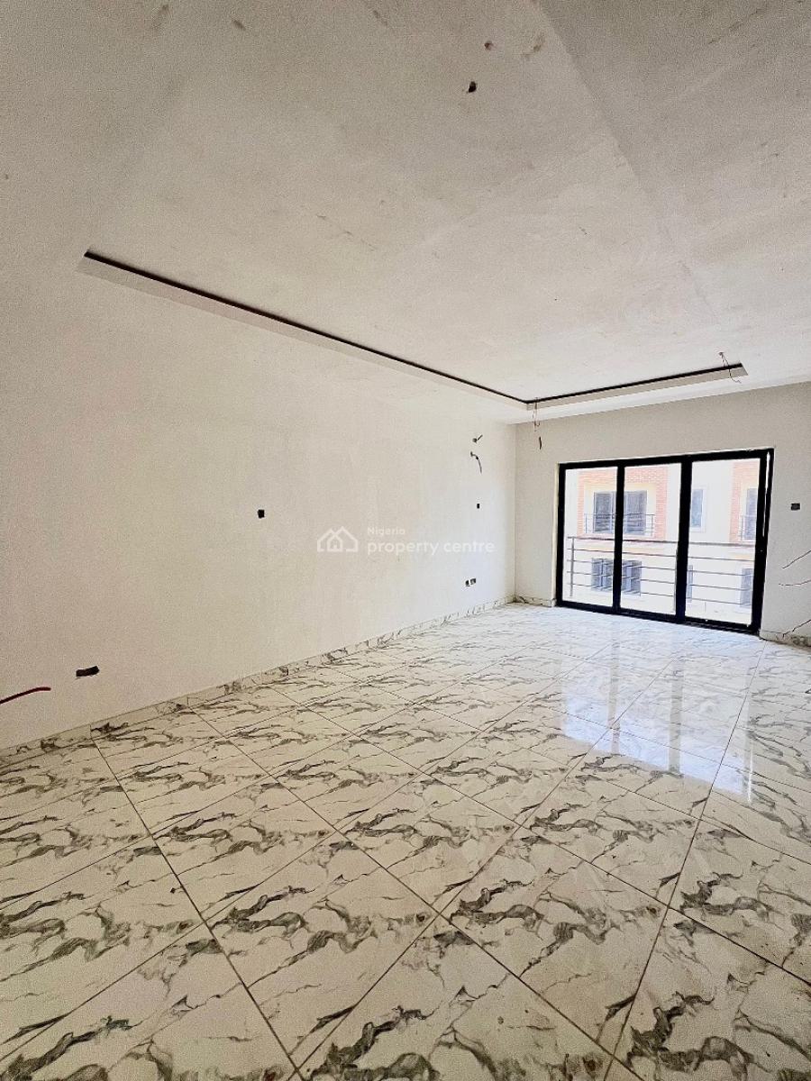 Spacious 4-bedroom Terrace with Bq, Swimming Pool & Gym, Lekki Phase 1, Lekki, Lagos, Terraced Duplex for Rent