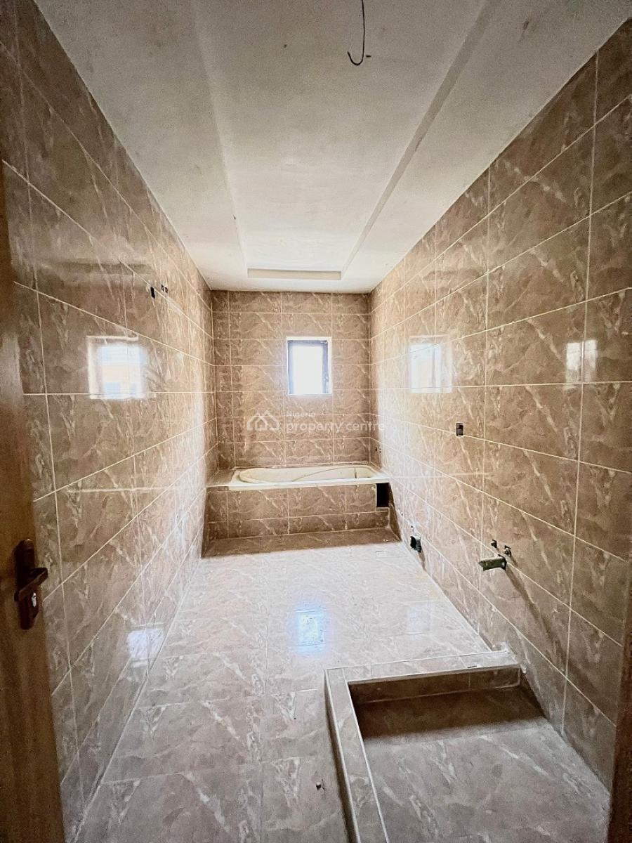 Spacious 4-bedroom Terrace with Bq, Swimming Pool & Gym, Lekki Phase 1, Lekki, Lagos, Terraced Duplex for Rent