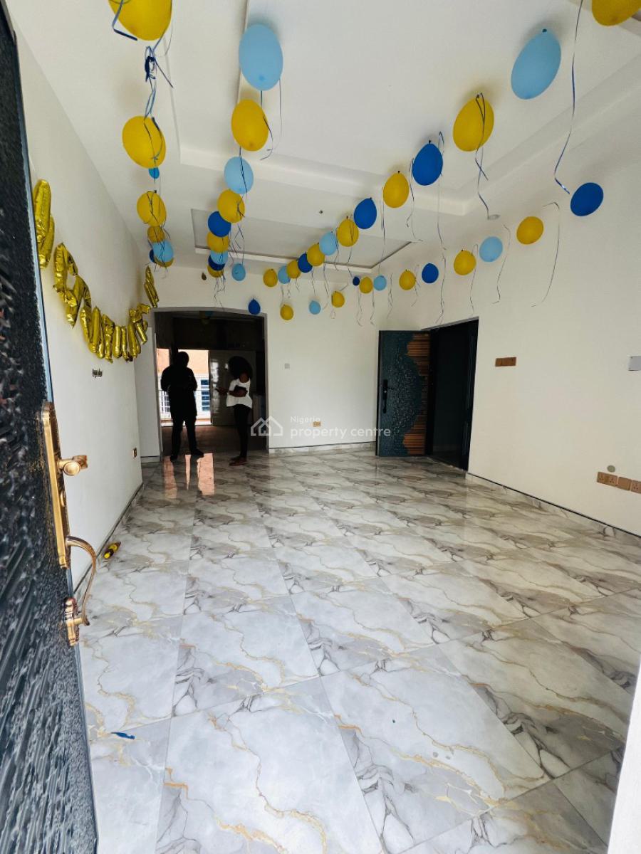 Newly Built 2 Bedroom Apartment with Ample Parking Space, Surulere, Lagos, Flat / Apartment for Sale