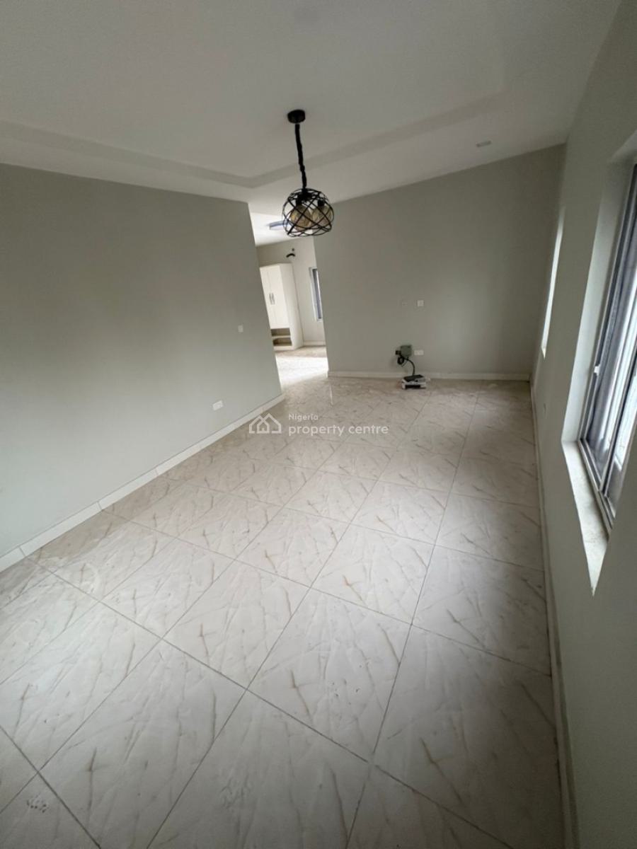 Massive Master Bedroom, Lekki, Lagos, Flat / Apartment for Rent