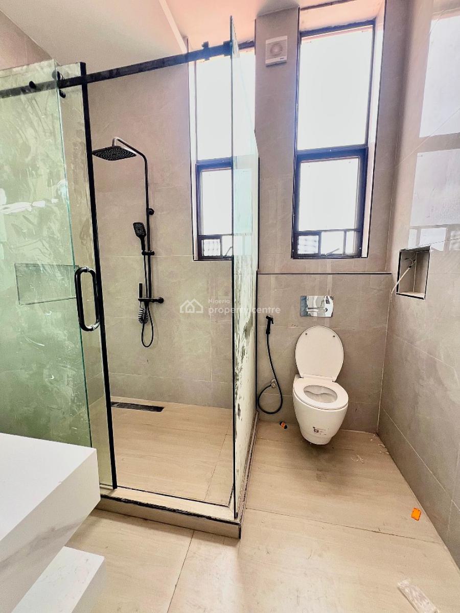 Newly Built 3-bedroom Apartment with Bq, Gym, Elevator & Swimming Pool, Lekki Phase 1, Lekki, Lagos, Flat / Apartment for Rent