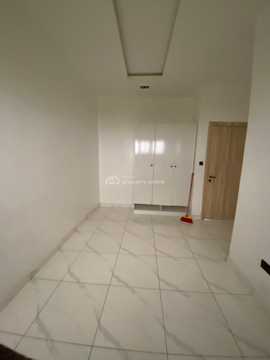 Nicely Built 4 Bedroom Semi-detached Duplex with Bq, Lekki, Lagos, Semi-detached Duplex for Rent
