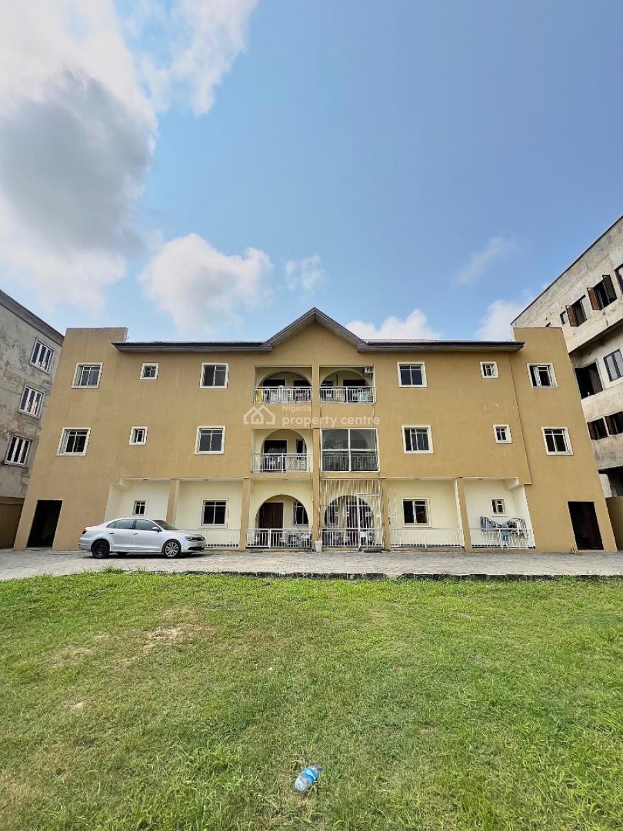 2 Bedroom Apartment (first Floor) in a Secure Gated Estate., Gated Estate, Oniru Victoria Island, Oniru, Victoria Island (vi), Lagos, Flat / Apartment for Rent