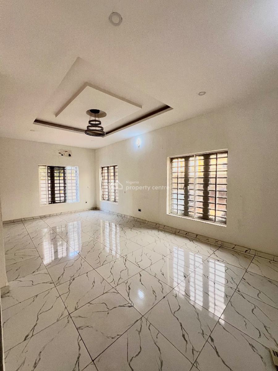 3 Bedroom Apartment with Bq (ground Floor) in a Secure Gated Estate., Oniru, Victoria Island (vi), Lagos, Flat / Apartment for Rent