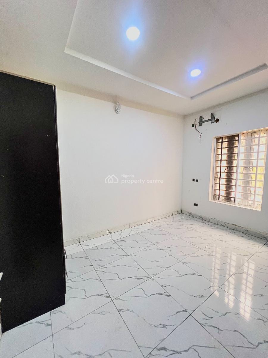 3 Bedroom Apartment with Bq (ground Floor) in a Secure Gated Estate., Oniru, Victoria Island (vi), Lagos, Flat / Apartment for Rent