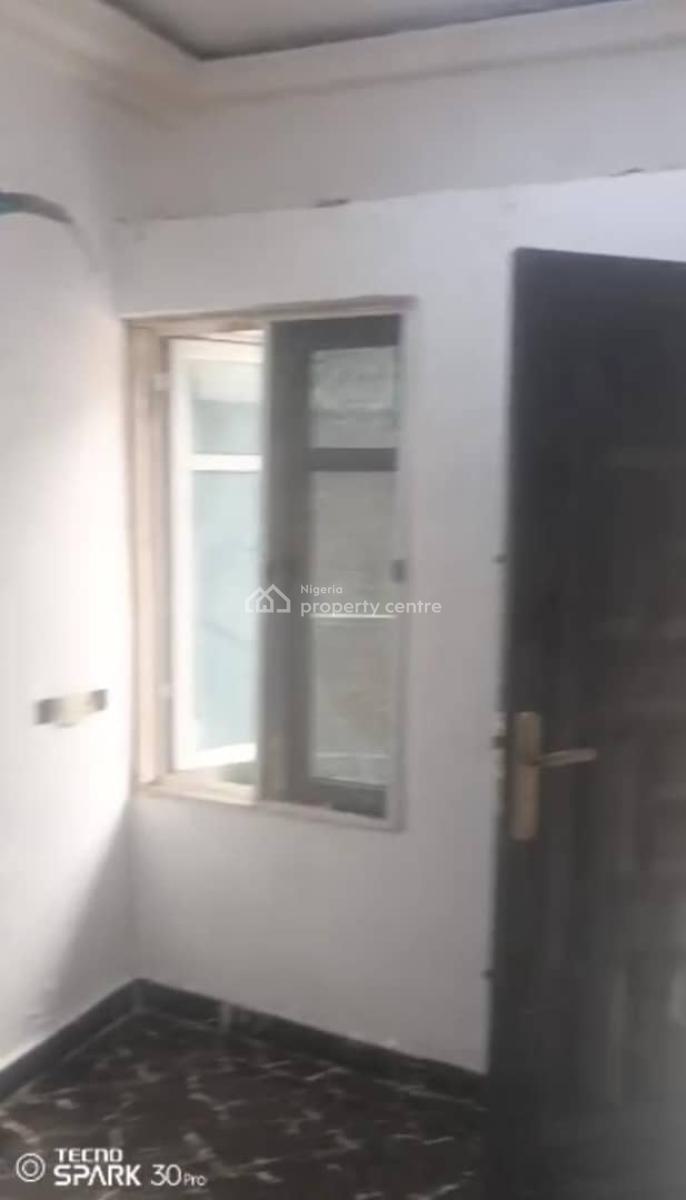 Lovely Sweet Mini Flat, Abeokuta Street, Adekunle, Yaba, Lagos, Mini Flat (room and Parlour) for Rent