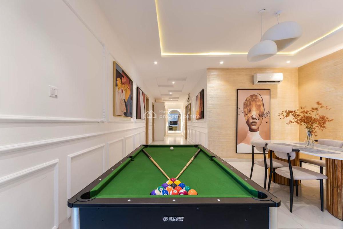 Newly Furnished 3bedroom Penthouse with Swimming Pool, Ps5 & Gym, Lekki, Lekki Phase 1, Lekki, Lagos, Flat / Apartment Short Let