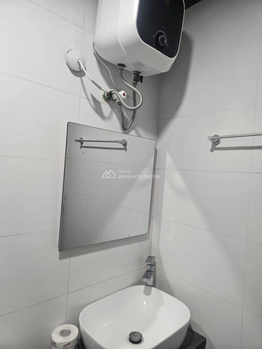 Tasteful Well Furnished 1bedroom Apartment, Off Freedom Way,by Uk Passport  Office, Lekki Phase 1, Lekki, Lagos, Mini Flat (room and Parlour) Short Let