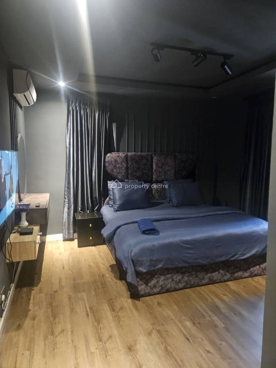 Tasteful Well Furnished 1bedroom Apartment, Off Freedom Way,by Uk Passport  Office, Lekki Phase 1, Lekki, Lagos, Mini Flat (room and Parlour) Short Let