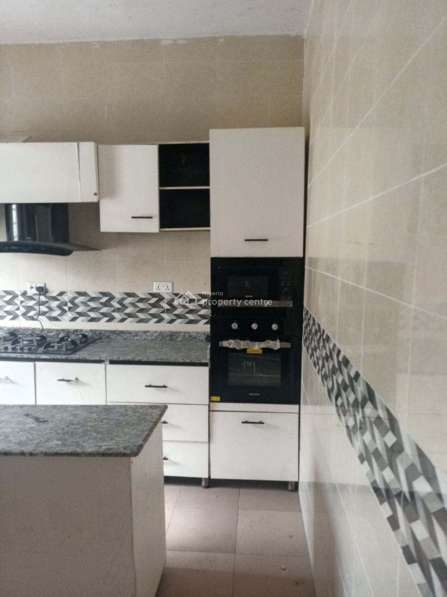 Commercial 4bedroom Duplex with Bq at Mobil Road Ajah Ilaje, Ajah Ilaje Off Mobil Road, Ajah, Lagos, Semi-detached Duplex for Rent