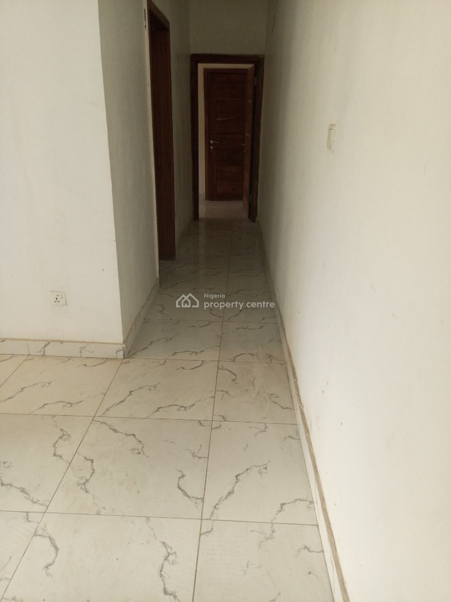 Commercial 4bedroom Duplex with Bq at Mobil Road Ajah Ilaje, Ajah Ilaje Off Mobil Road, Ajah, Lagos, Semi-detached Duplex for Rent
