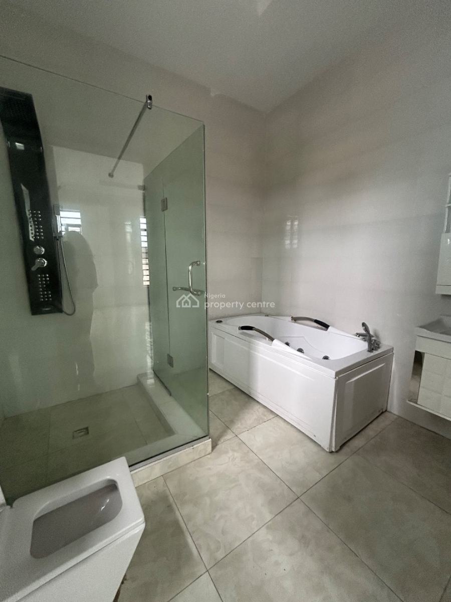 5 Bedroom Fully Detached House, Oral Estate, Lekki, Lekki, Lagos, Detached Duplex for Sale