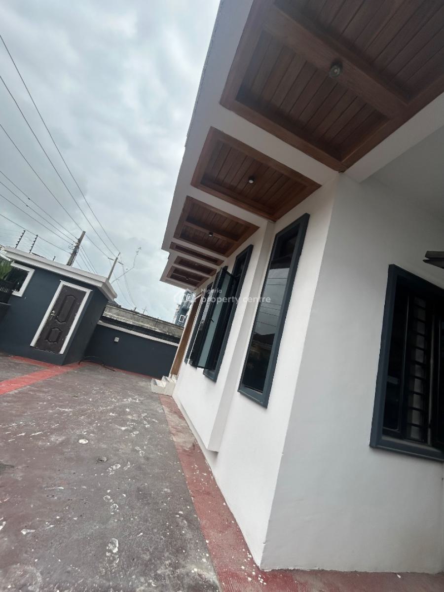 5 Bedroom Fully Detached House, Oral Estate, Lekki, Lekki, Lagos, Detached Duplex for Sale