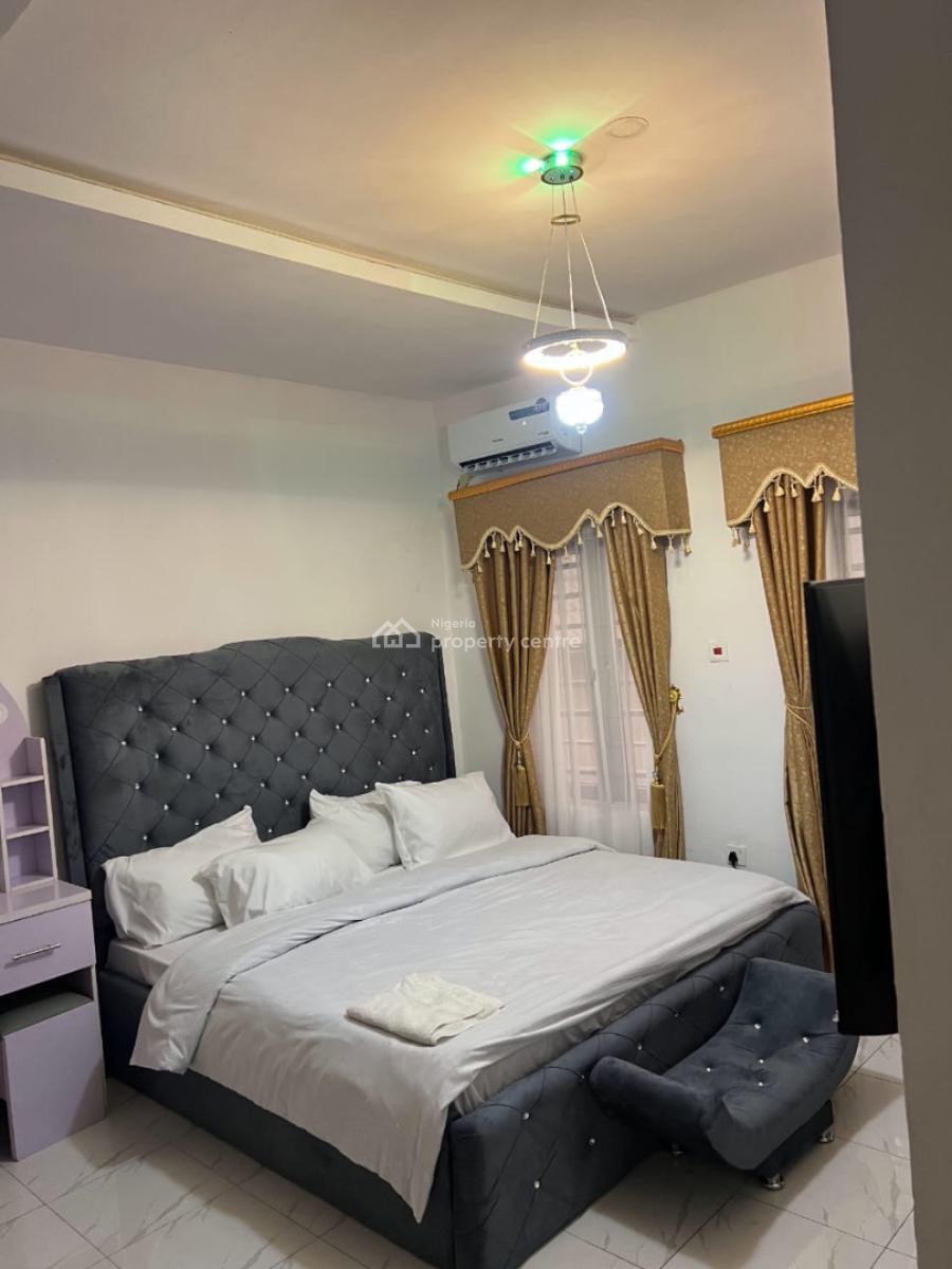 Beautiful 3 Bedroom, Ikota Gra, Ikota, Lekki, Lagos, Flat / Apartment Short Let