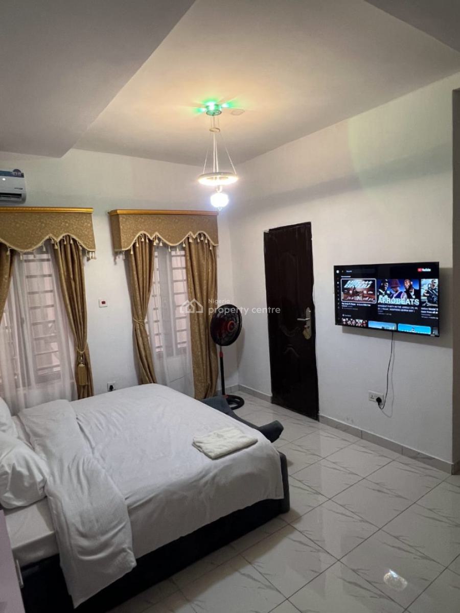Beautiful 3 Bedroom, Ikota Gra, Ikota, Lekki, Lagos, Flat / Apartment Short Let