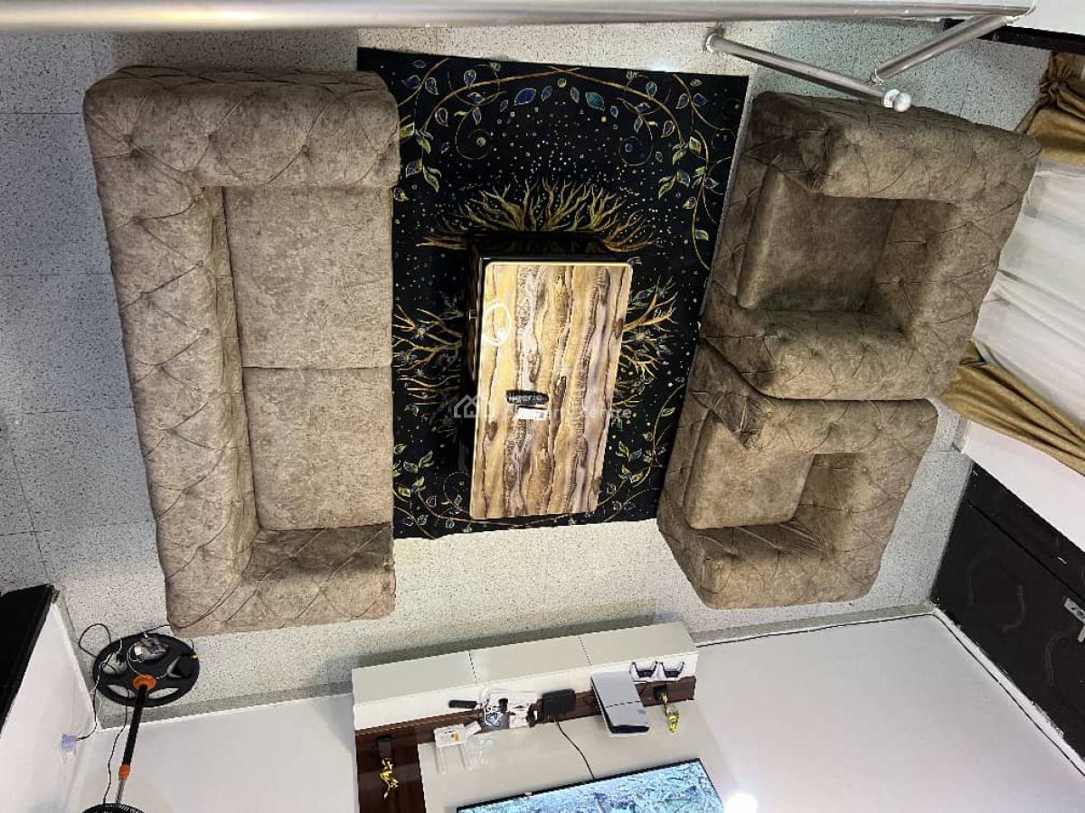 Beautiful 3 Bedroom, Ikota Gra, Ikota, Lekki, Lagos, Flat / Apartment Short Let