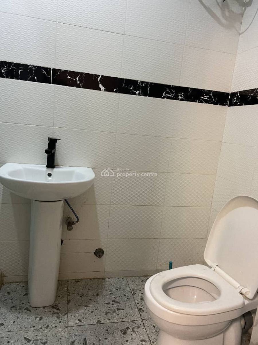 Beautiful 3 Bedroom, Ikota Gra, Ikota, Lekki, Lagos, Flat / Apartment Short Let