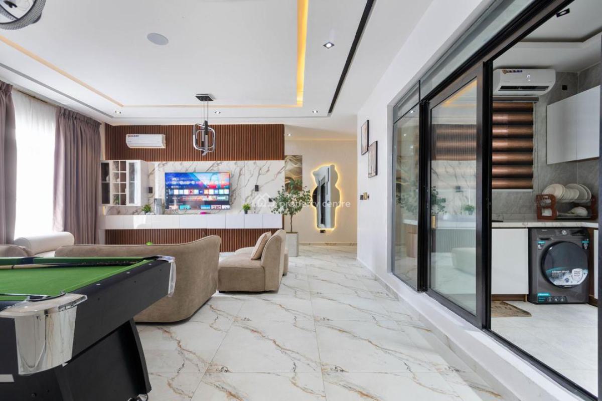 Brand New Smart Luxury 1  Bedroom Maisonette Apartment with  Waterv, Lekki Phase 1, Lekki, Lagos, Flat / Apartment Short Let