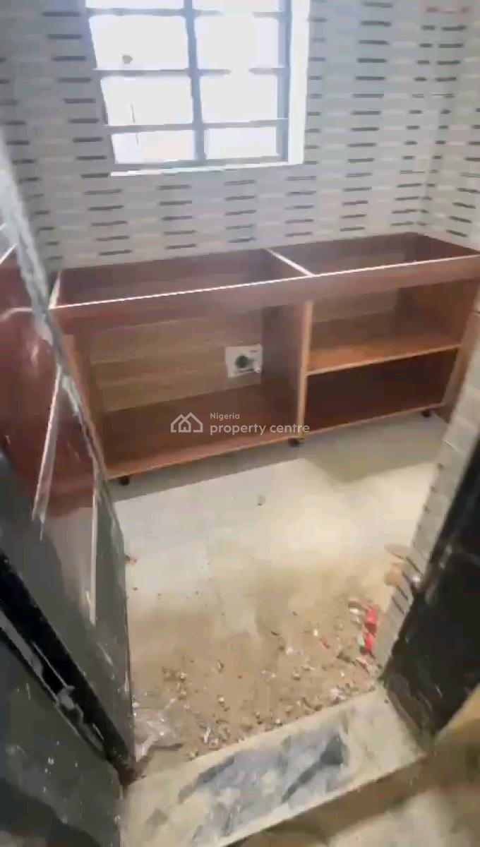 Neatly Used, Spacious and Standard Roomself in a Secured Environment, Fadeyi, Shomolu, Lagos, Self Contain (single Rooms) for Rent