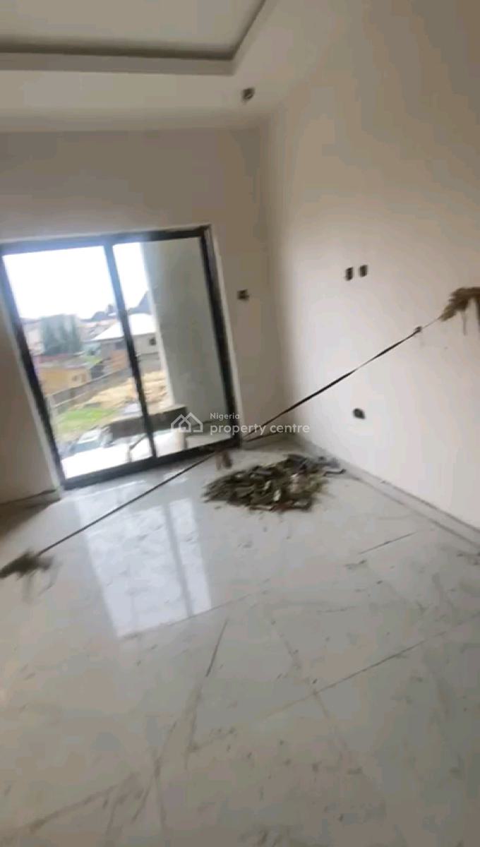3 Bedroom Apartment in Medina Estate, Medina Estate, Medina, Gbagada, Lagos, Flat / Apartment for Sale