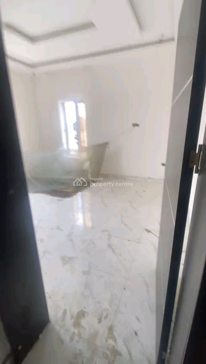 3 Bedroom Apartment in Medina Estate, Medina Estate, Medina, Gbagada, Lagos, Flat / Apartment for Sale
