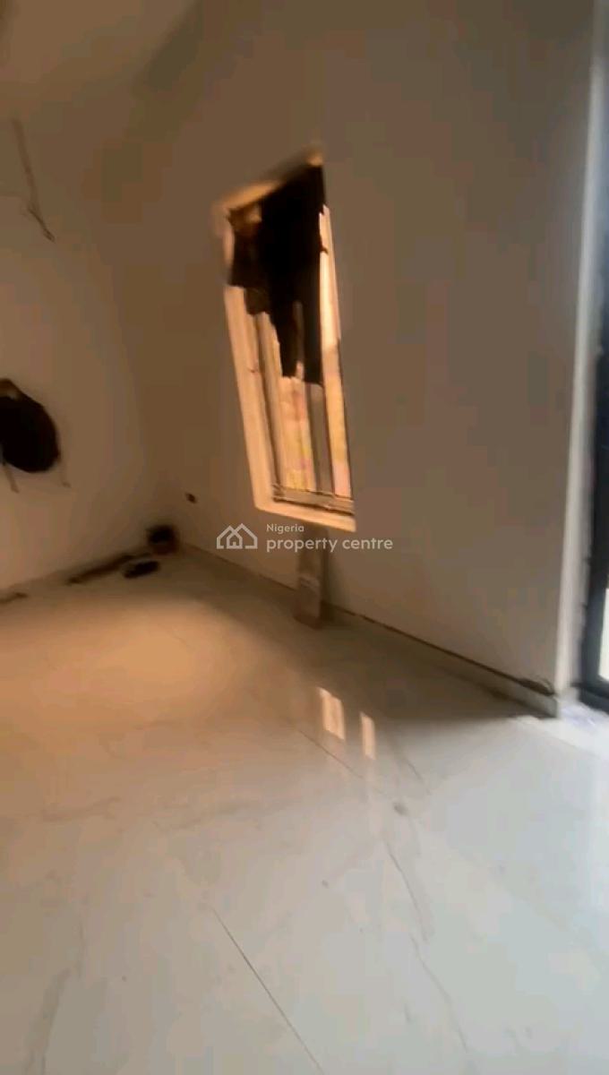 3 Bedroom Apartment in Medina Estate, Medina Estate, Medina, Gbagada, Lagos, Flat / Apartment for Sale