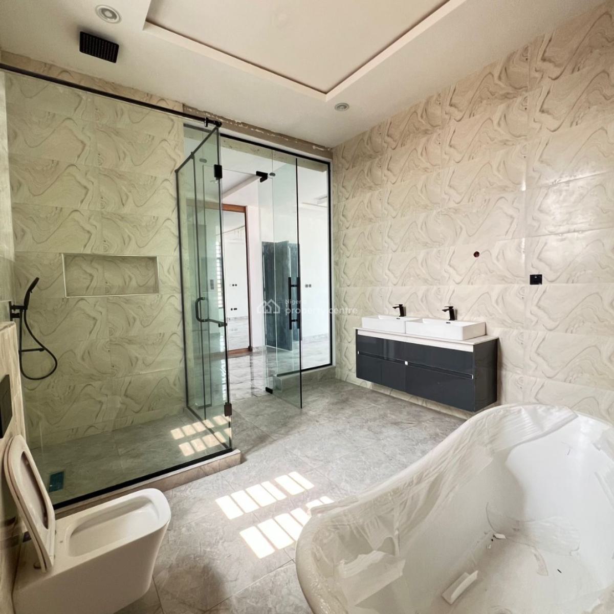 Luxury Beautiful 5 Bedroom with Bq in a Very Secure Estate, Located Inside an Estate,good Road,clean Water,, Lekki, Lagos, Detached Duplex for Sale