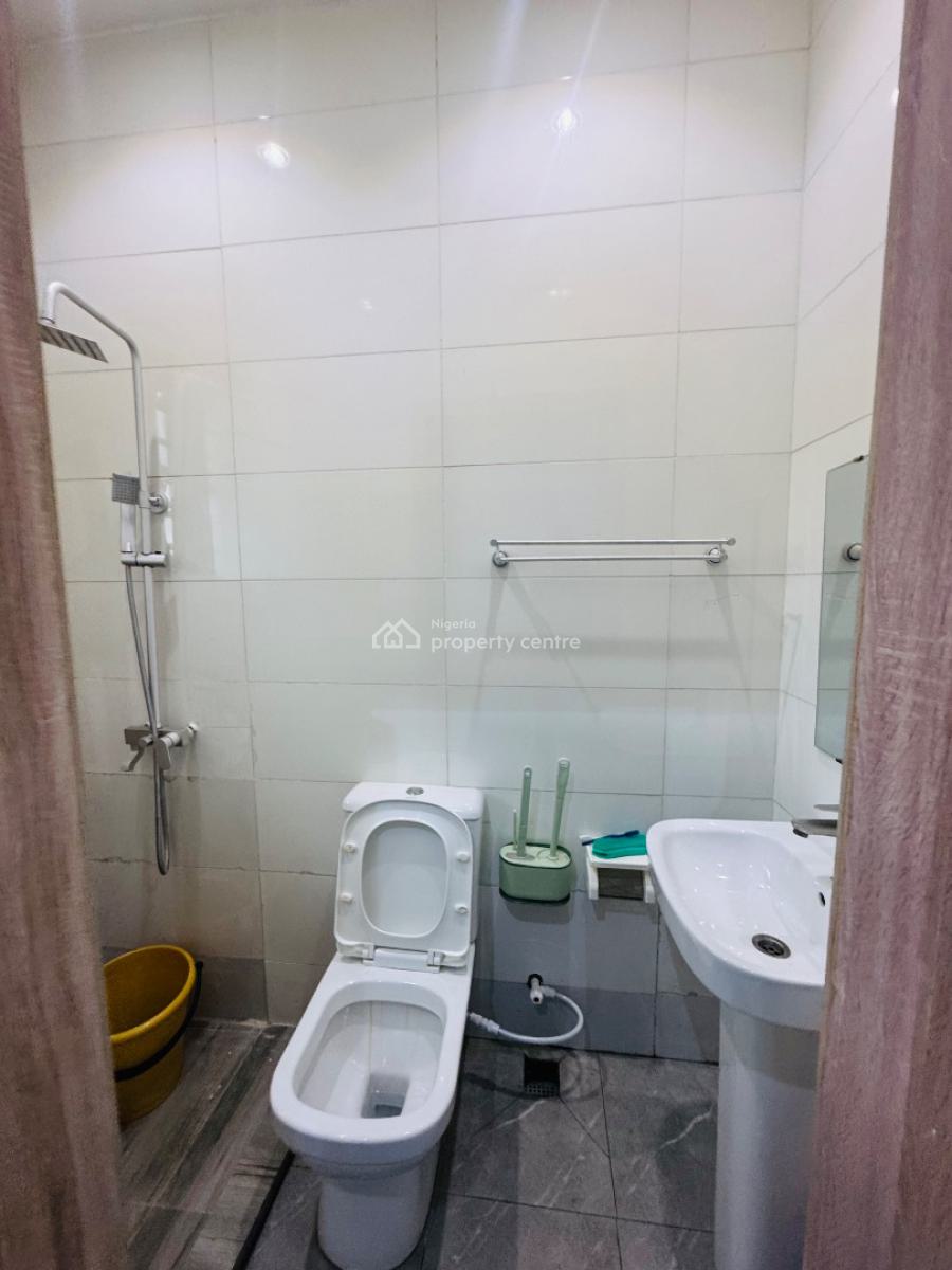Furnished 4 Bedroom Penthouse Apartment in a Lovely Environment, Gbagada, Lagos, Block of Flats for Sale