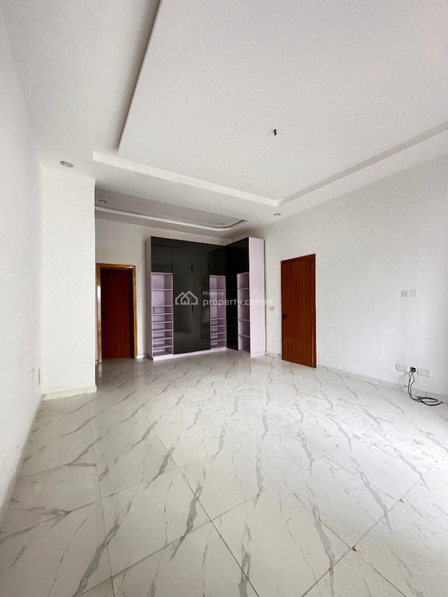 Exquisite 4 Bedroom Terraced Duplex with Bq, Communal Pool and Gym., Convenient Location with Good Architectural Design, Lekki Phase 1, Lekki, Lagos, Terraced Duplex for Sale