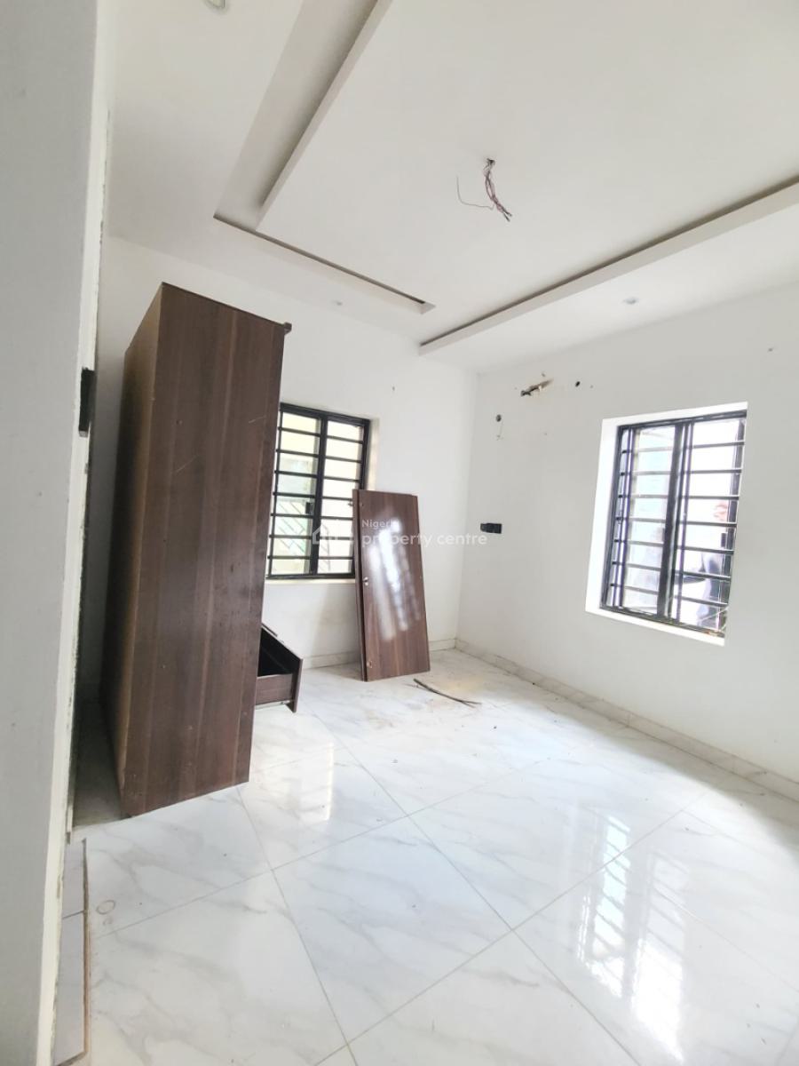 Spacious and Sharp 2 Bedroom Apartment, Seaside Estate, Badore, Ajah, Lagos, Flat / Apartment for Rent