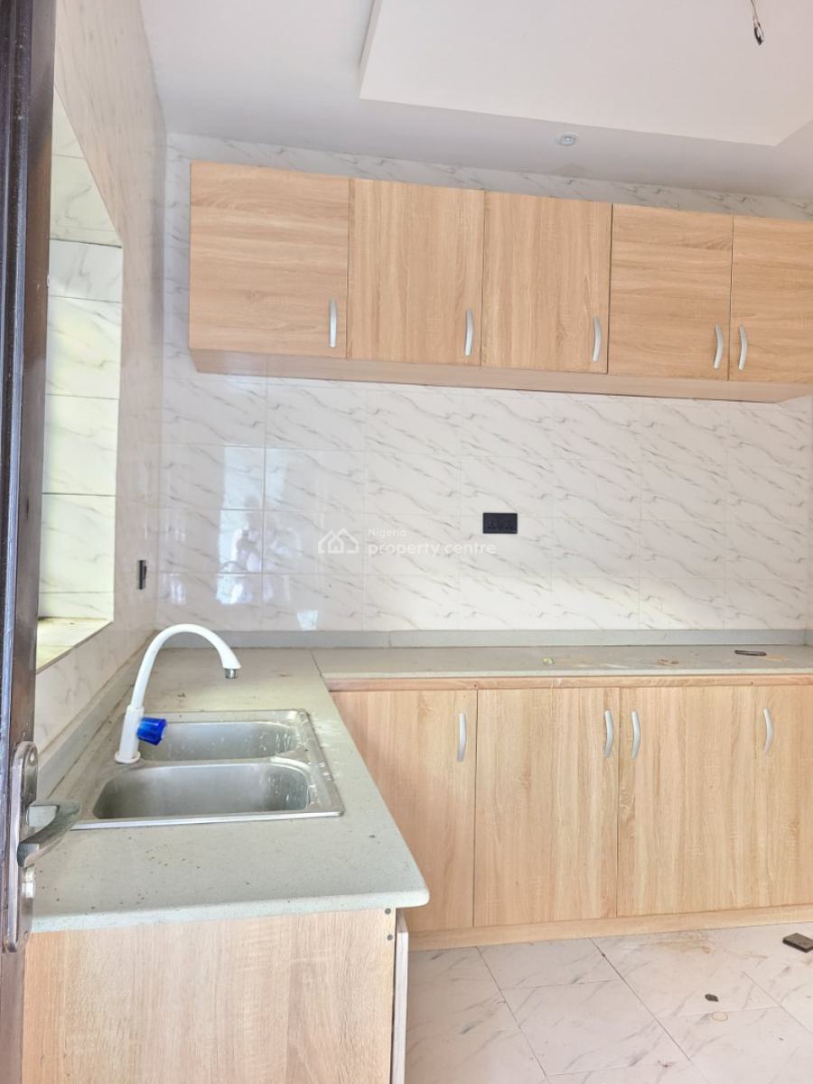 Spacious and Sharp 2 Bedroom Apartment, Seaside Estate, Badore, Ajah, Lagos, Flat / Apartment for Rent