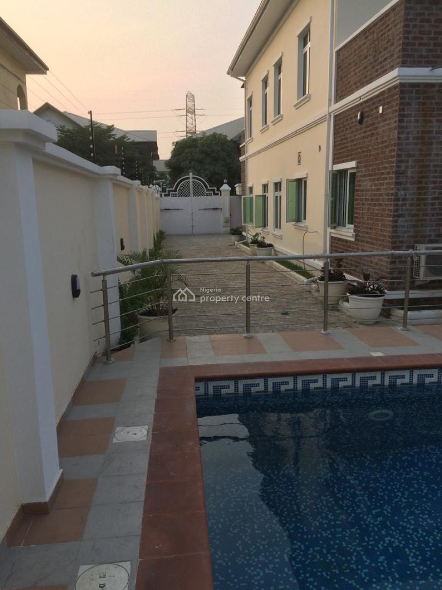 5 Bed Room All En-suite Semi Detached Duplex with Bq, Vgc, Lekki, Lagos, Detached Duplex for Sale