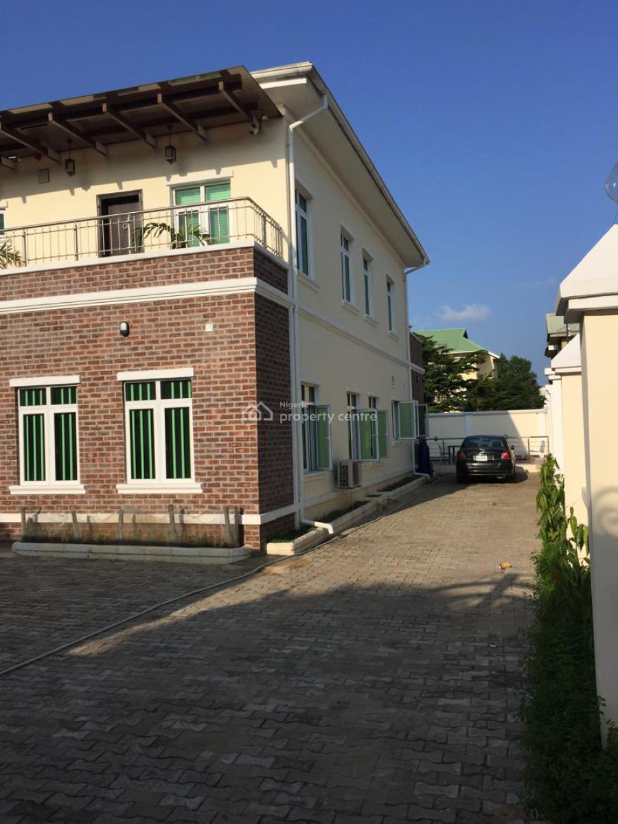 5 Bed Room All En-suite Semi Detached Duplex with Bq, Vgc, Lekki, Lagos, Detached Duplex for Sale