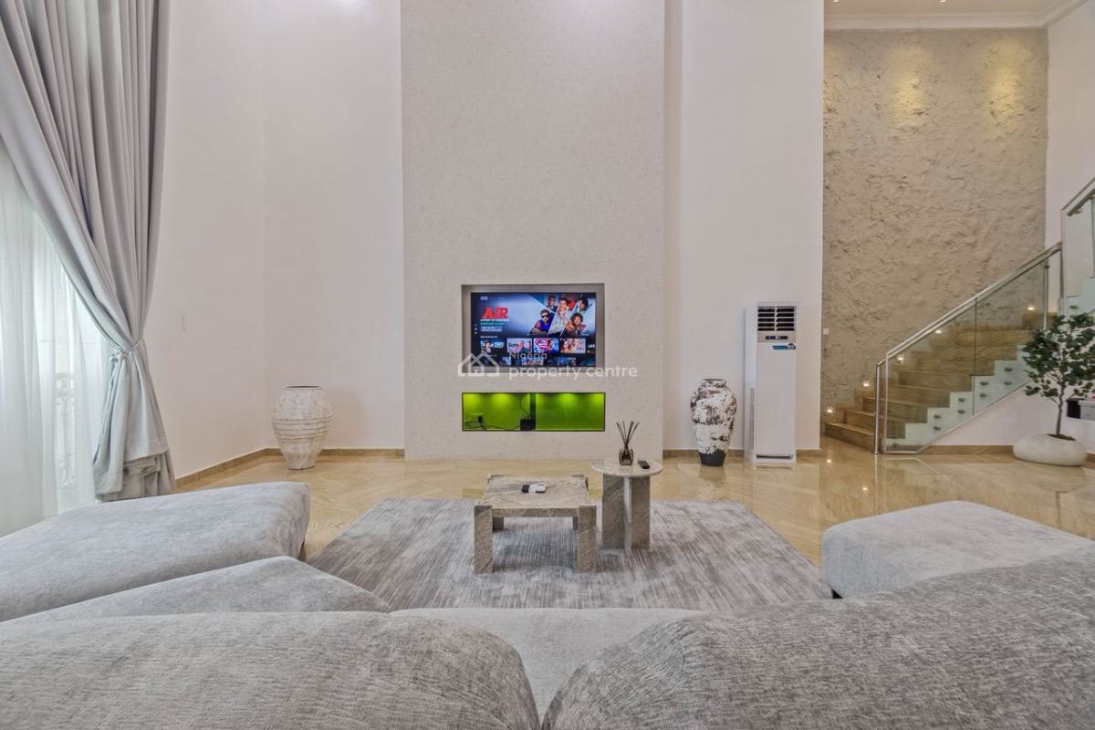 4 Bedroom Maisonette Penthouse Apartment, Lekki Phase 1, Lekki, Lagos, Flat / Apartment Short Let