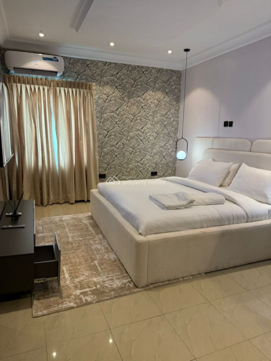 4 Bedrooms Apartment with Private Cinema,snooker and Pool, Lekki Phase 1, Lekki, Lagos, Flat / Apartment Short Let