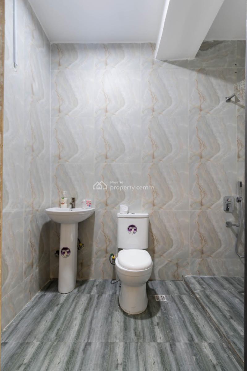 Luxury and Cozy 1-bedroom Apartment, Lekki, Lagos, Flat / Apartment Short Let