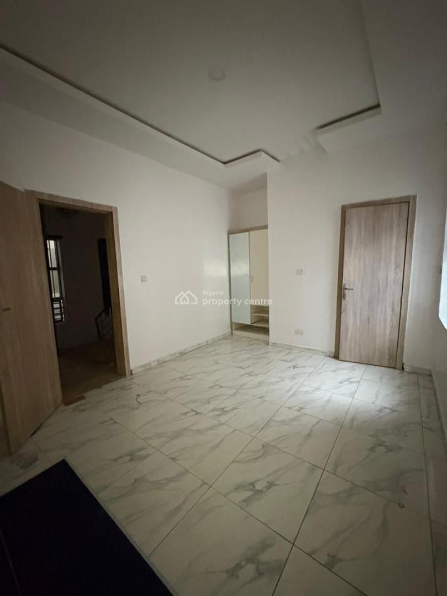 Luxury Room Upstairs in a Shared Apartment, Idado, Lekki, Lagos, Self Contain (single Rooms) for Rent