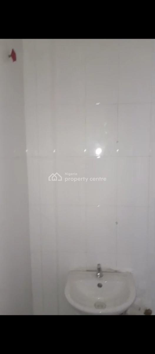 Service Three Bedroom Flat, Off Palace Road, Oniru, Victoria Island (vi), Lagos, Flat / Apartment for Sale
