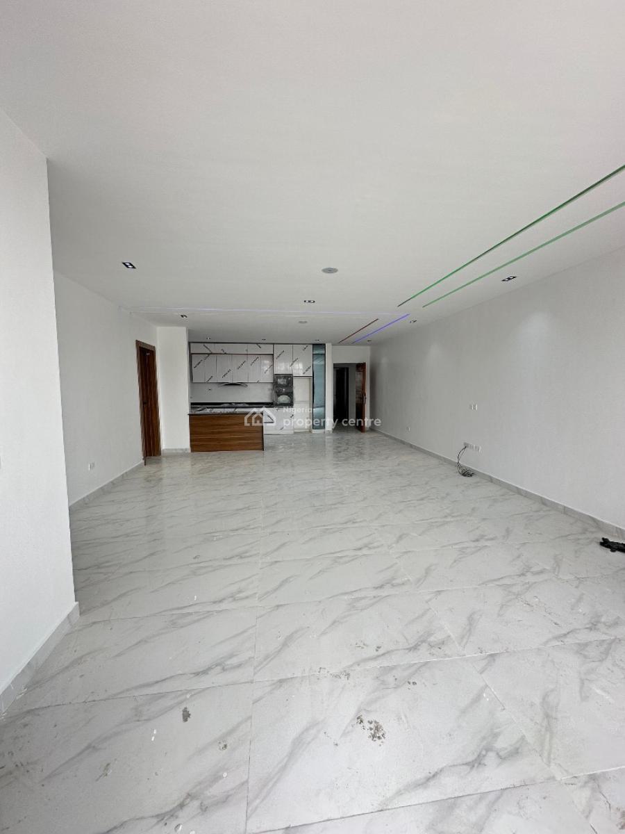 Spacious Luxury 2 Bedroom Apartment with Swimming Pool, Lekki Phase 1, Lekki Phase 1, Lekki, Lagos, Block of Flats for Sale