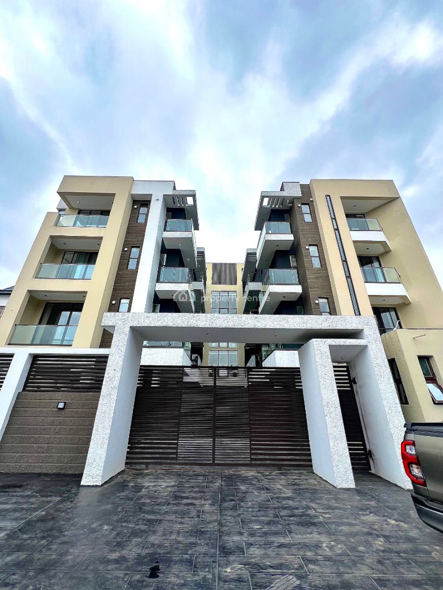 Luxury 3 Bedroom Penthouse with Bq, Gym, Elevator and Swimming Pool., 5mins Off Admiralty Way, Lekki Phase One, Lekki Phase 1, Lekki, Lagos, Flat / Apartment for Rent