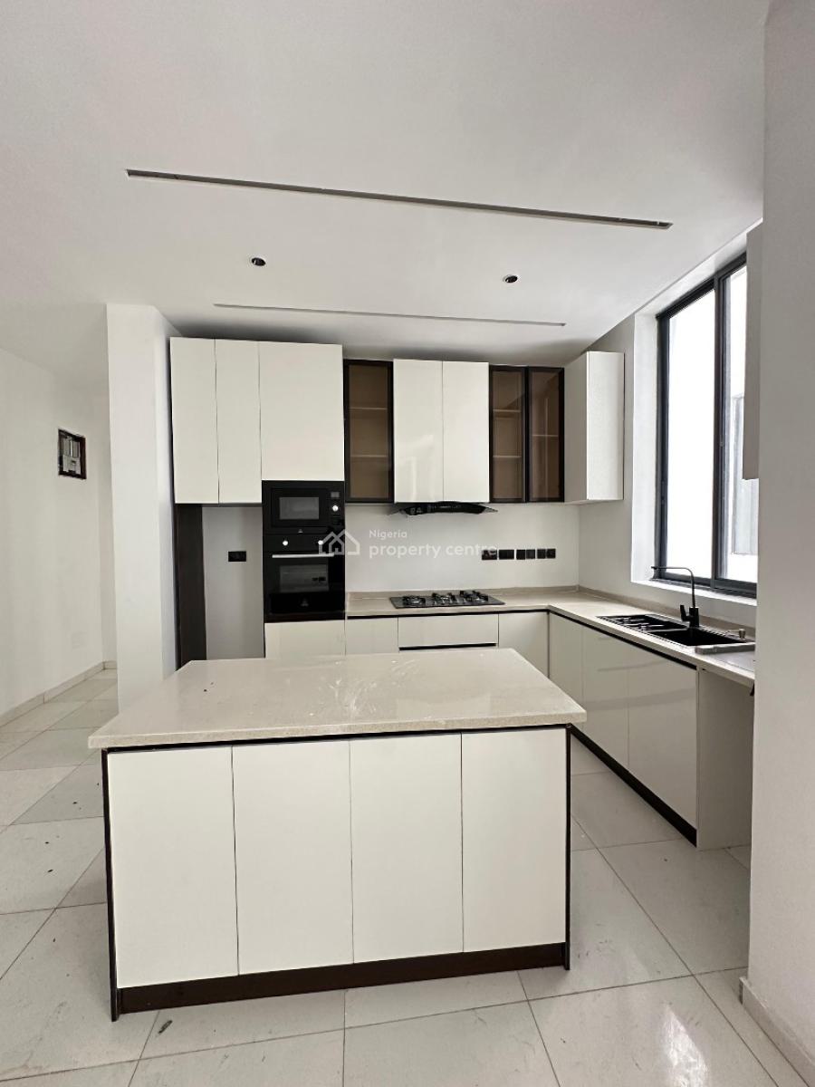 2 Bedroom Apartment in The Heart of Victoria Island, Victoria Island, Victoria Island (vi), Lagos, Block of Flats for Sale