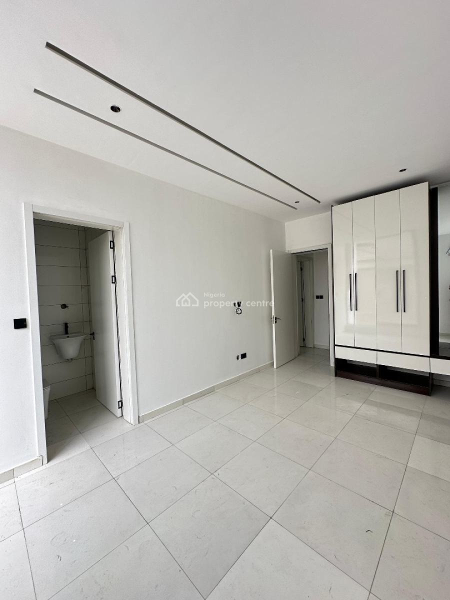 2 Bedroom Apartment in The Heart of Victoria Island, Victoria Island, Victoria Island (vi), Lagos, Block of Flats for Sale