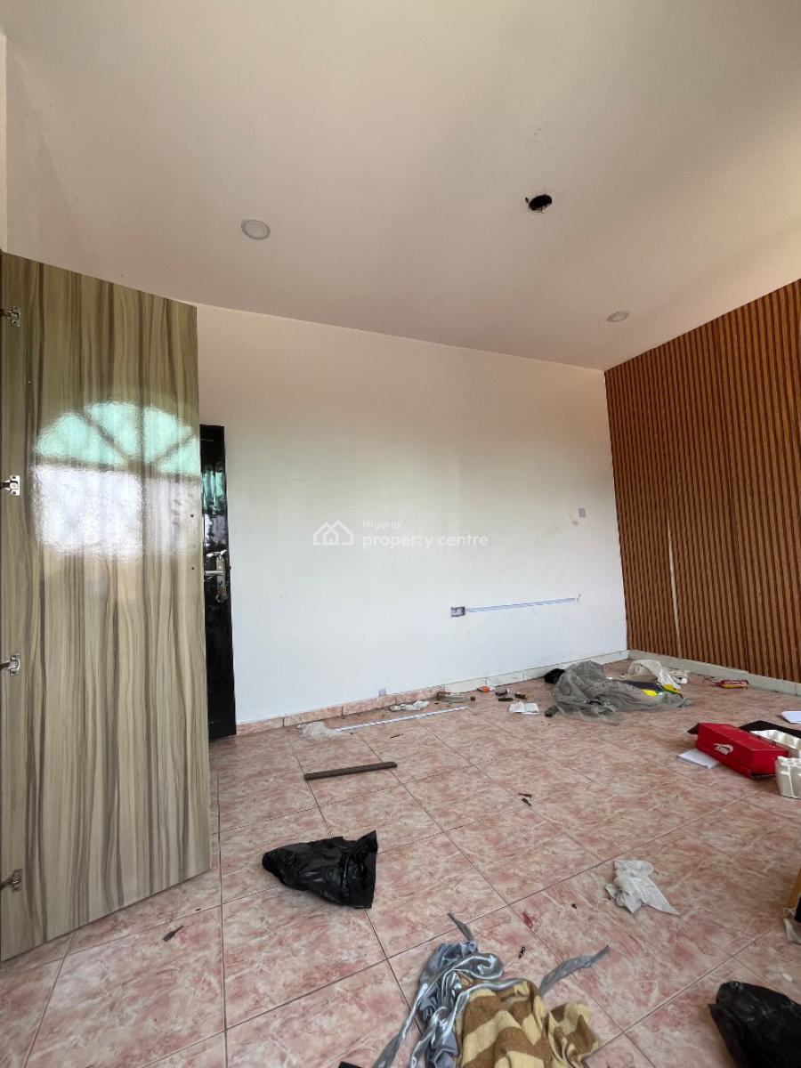 Well Lived Mini Flat Apartment with an Open Plan Kitchen for 1.5m, Baale Street Lafiaji Town Off Orchid Road Lekki Lagos, Lekki, Lagos, Mini Flat (room and Parlour) for Rent