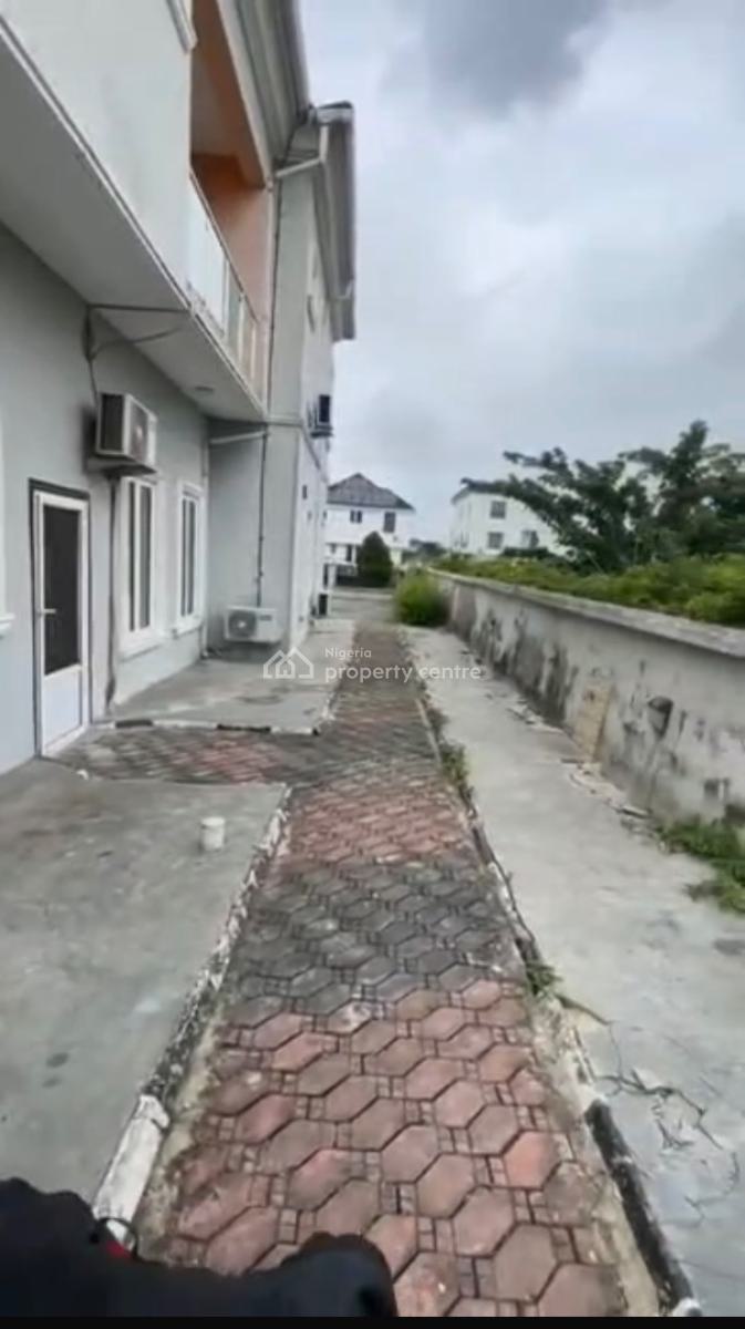 Distress!!!, Ajah, Lagos, Detached Duplex for Sale