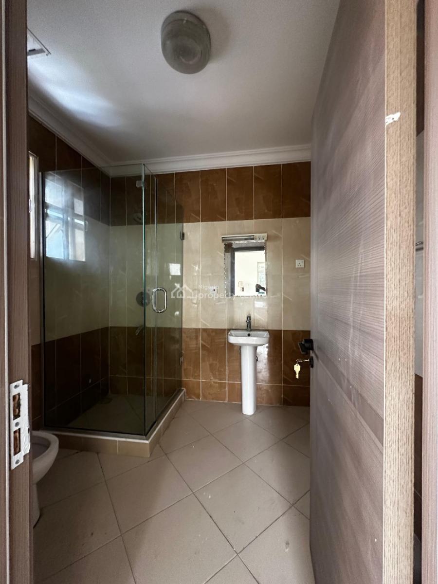 Newly Renovated 3-bedroom Apartments with Pool and Gym, Ikoyi, Lagos, Flat / Apartment for Rent