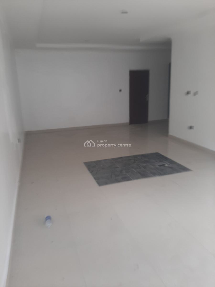 Self-compound and Self-serviced 5 Bedroom Townhouse Terraced, Lekki Phase 1, Lekki, Lagos, Terraced Duplex for Rent