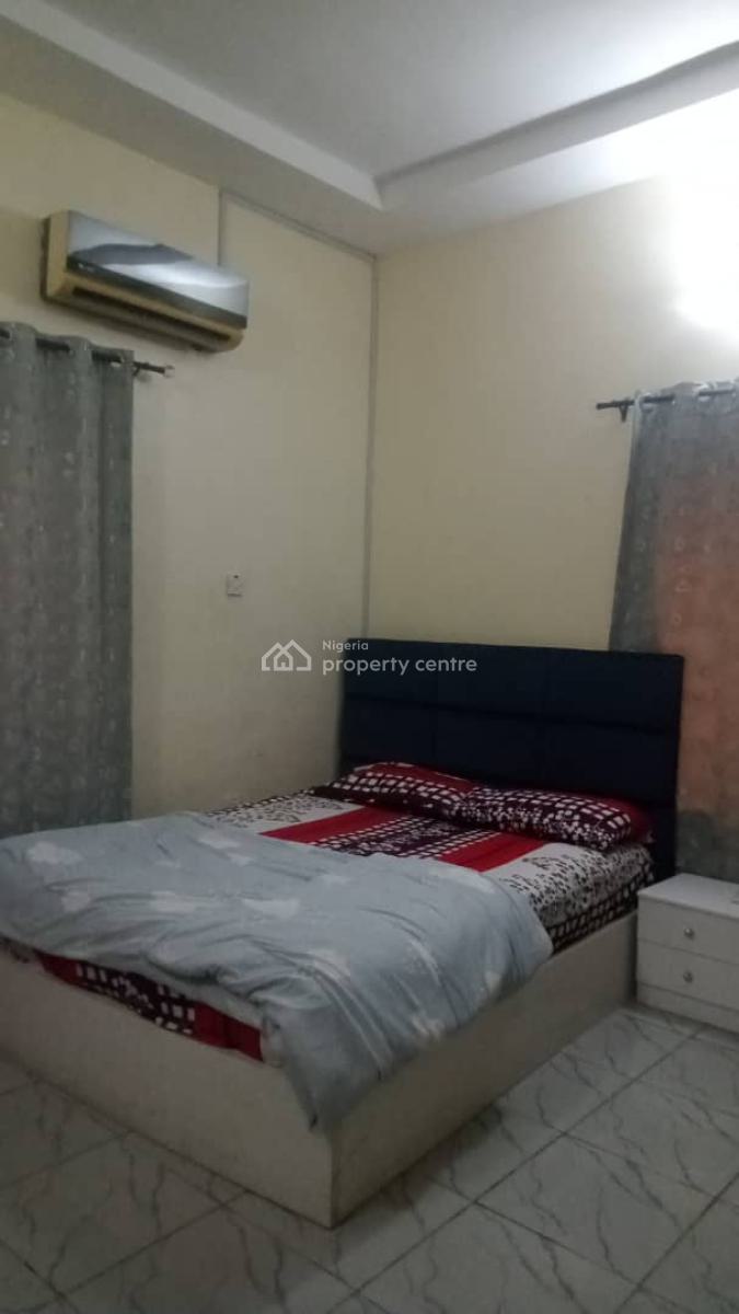 3 Bed Flat, George Crescent Estate, Agidingbi, Ikeja, Lagos, Flat / Apartment for Rent