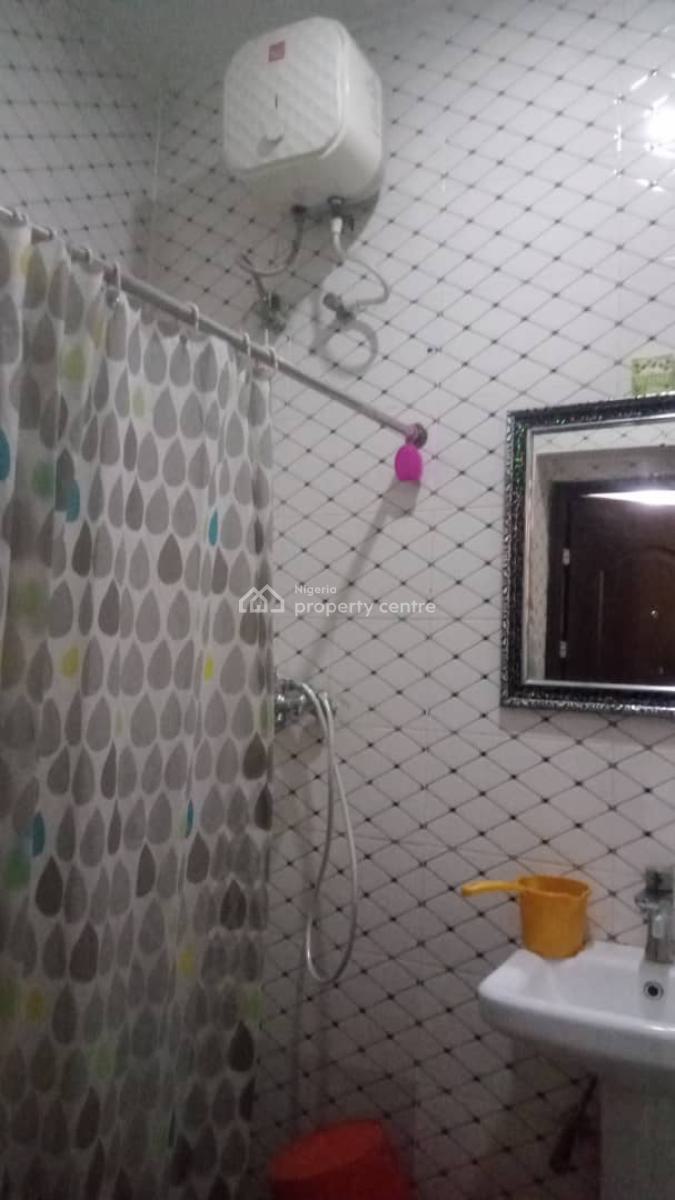 3 Bed Flat, George Crescent Estate, Agidingbi, Ikeja, Lagos, Flat / Apartment for Rent